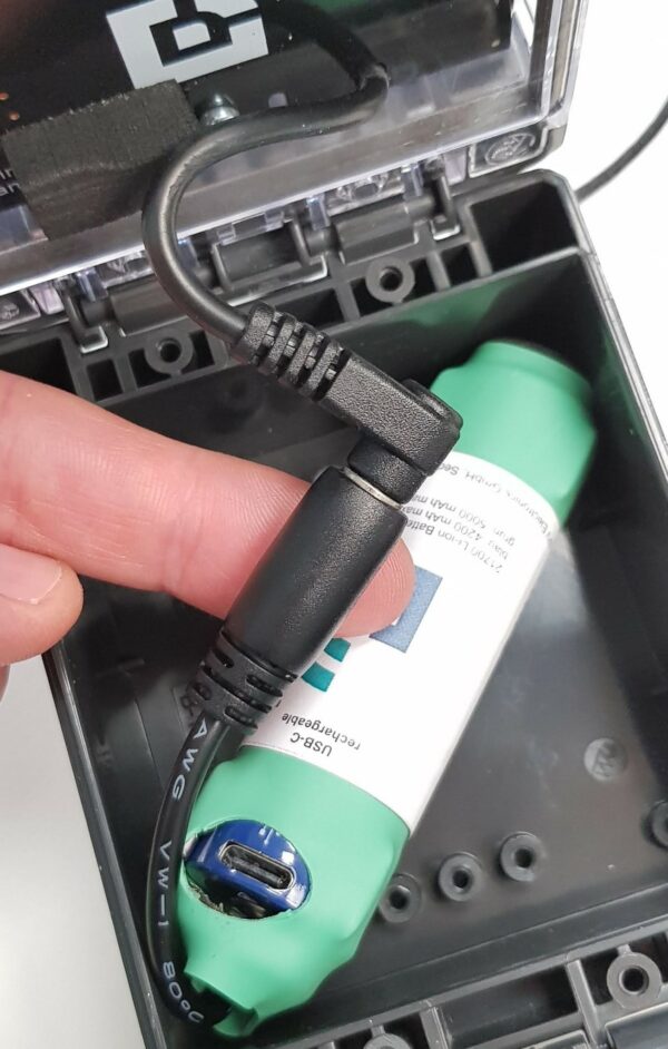 Vallen Alarm - Trapmaster verwisselbare batterij voor oude melders zwarte stekker - Afbeelding 3